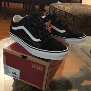 Old skool vans brand new